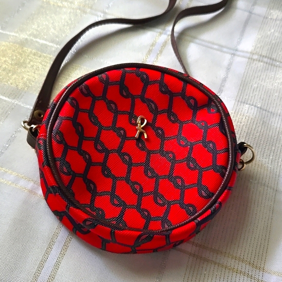 Roberta Di Camerino Red Round Crossbody - Picture 2 of 13